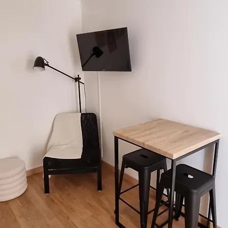 Joli Hyper-centre * נאנט